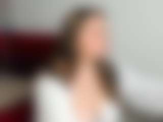 Live cam show with MonikaCharming - Solo on madthumbs