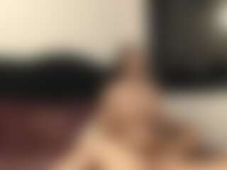 Scarlett and Jazmin's Live Sex Cam Show