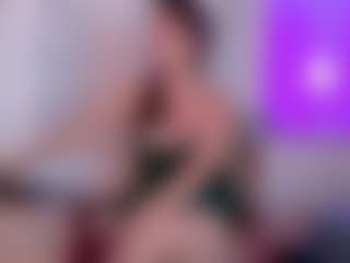 Live cam show with AdelNesbitt - Mature on Camsoda