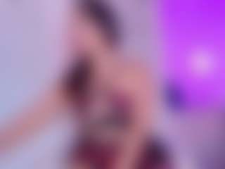 Live cam show with AdelNesbitt - Camel Toe on Latina Girls