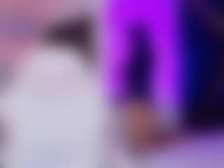 Live cam show with AdelNesbitt - Petite on Hubzter Live