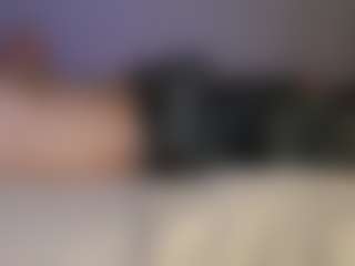Live cam show with i-oahnr - Brown Eyes on madthumbs