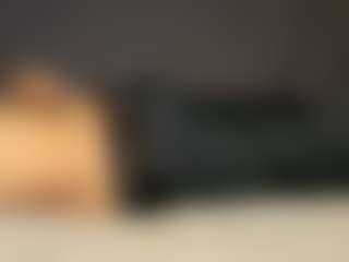 Live cam show with i-oahnr - Brown Eyes on TeamSkeetLive