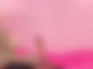 littleari's Live Sex Cam Show