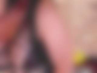 Live cam show with LuciousGrace - Lovense on livesuperchat.net