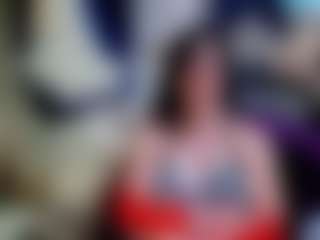 Live cam show with LuciousGrace - Thick on TeamSkeetLive