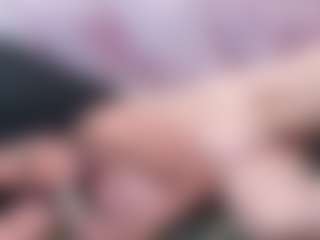 Live cam show with LuciousGrace - Thick on Adult Interactions