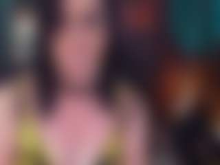 LuciousGrace MILF webcam performer live streaming