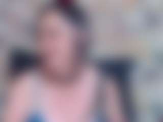 Live cam show with LuciousGrace - Smoking on Camsoda