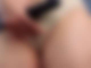 Live cam show with NeldaGault - Blonde Hair on fuck-show.com