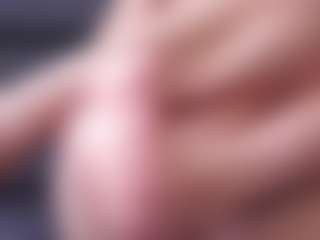 Live cam show with NeldaGault - Green Eyes on Camsoda