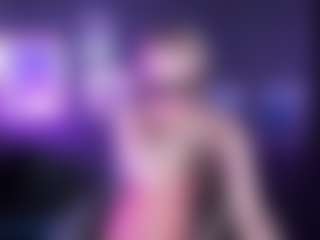 Live cam show with AnnaQueenMuse - Mask on xDating