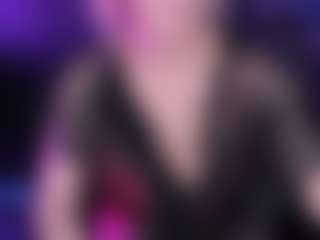 Live cam show with AnnaQueenMuse - Mask on Dolls Live