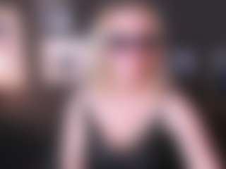 Live cam show with AnnaQueenMuse - Mask on slutload