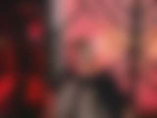 Live cam show with AnnaQueenMuse - Blonde Hair MILF on SquirtSoMuch