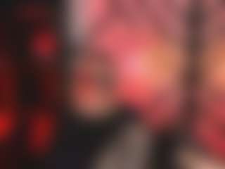 Live cam show with AnnaQueenMuse - Middle Aged on Livezox