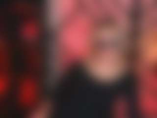Live cam show with AnnaQueenMuse - Middle Aged on CamSodaAdn
