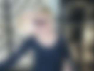 Live cam show with AnnaQueenMuse - Mask on Milfs Live
