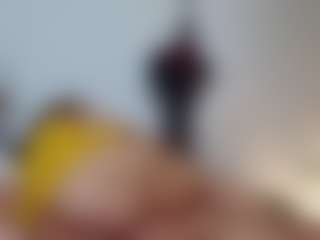 Live cam show with Charlotte-curvy - Tittyfuck on Fit Hotties