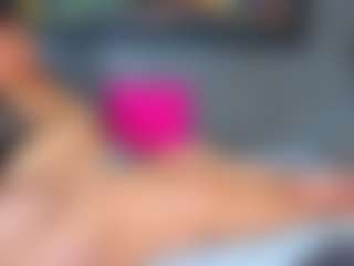 Live cam show with Charlotte-curvy - Moaning on SinfulBabes