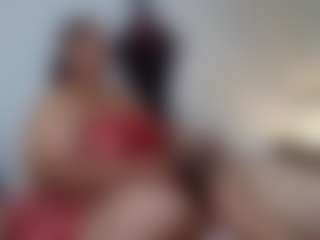 Live cam show with Charlotte-curvy - Tittyfuck on SinfulBabes