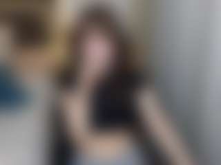 Live cam show with Effullia - Trimmed Asian on Camsoda