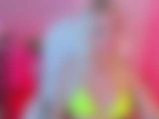 blonde-yen's Live Sex Cam Show