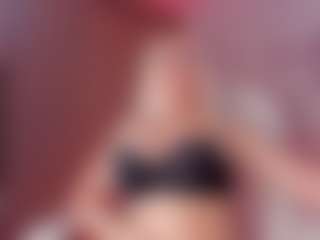 Live cam show with blonde-yen - Ride on Instabang