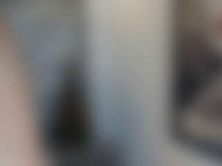 Alanna-Ozman's Live Sex Cam Show