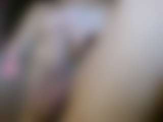 Live cam show with CamiOSX - Tease on Uber Horny