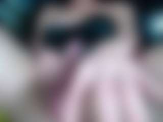 Live cam show with CamiOSX - Chubby on milfzrlive.com