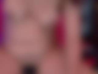 Eka-Urda MILF webcam performer live streaming