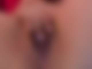 Live cam show with Eka-Urda - Hot MILF on Camsoda