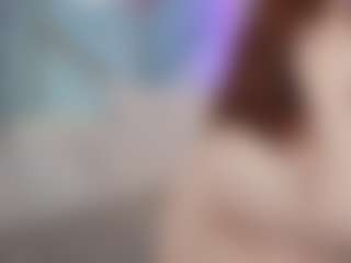 Live cam show with FoxyRayy - Thin on SinfulBabes