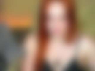 Live cam show with LovelyyBell - Red Hair on Livezox
