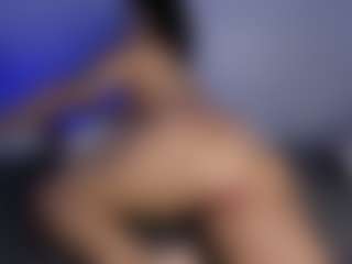 Live cam show with Sasha-Rivers - Thick on livesuperchat.net