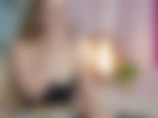 Live cam show with SilverrMoon - Solo on intimatelivegirls.com