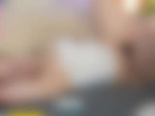 SilverrMoon's Live Sex Cam Show