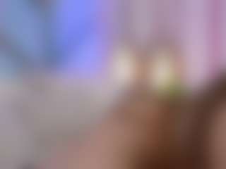 Live cam show with SilverrMoon - Striptease on livesexfox.com