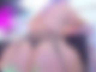 Emma-evaa's Live Sex Cam Show