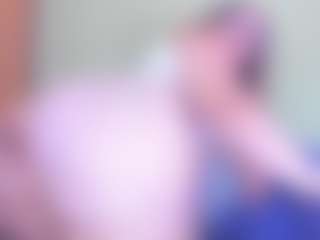 Emma-evaa's Live Sex Cam Show
