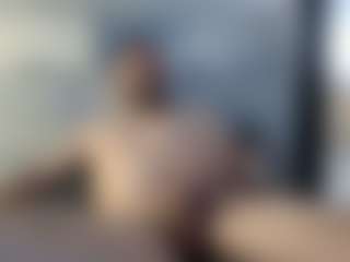 Live cam show with erictwood9 - Smoking on Fling VIP Chat