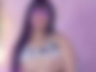 innocenthazel's Live Sex Cam Show