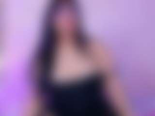 innocenthazel's Live Sex Cam Show
