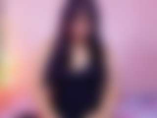 innocenthazel's Live Sex Cam Show