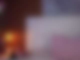Live cam show with innocenthazel - Granny on Milfs Live