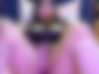 Live cam show with innocenthazel - Ahegao on Gym Cam Girls
