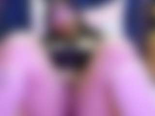 Live cam show with innocenthazel - Drinking on Latina Girls