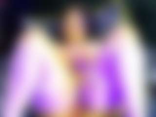 Live cam show with innocenthazel - Curvy Middle Aged on LiveSexCams6