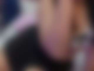 innocenthazel's Live Sex Cam Show